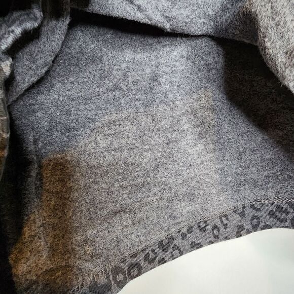 5X 28W Torrid Grey Leopard Fleece Patch Pocket Short Cotton Active Lounge Yoga w - Picture 8 of 10